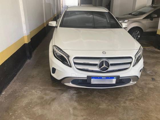 MERCEDES-BENZ GLA 200 1.6 CGI VISION 16V TURBO GASOLINA 4P AUTOMÁTICO